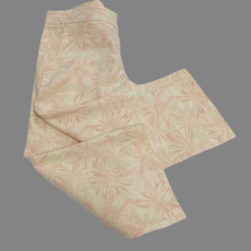 Elie Tahari Subtle Floral Print Capri- SZ 6